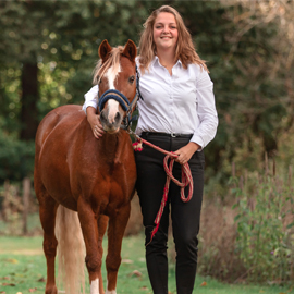 Marian met paard